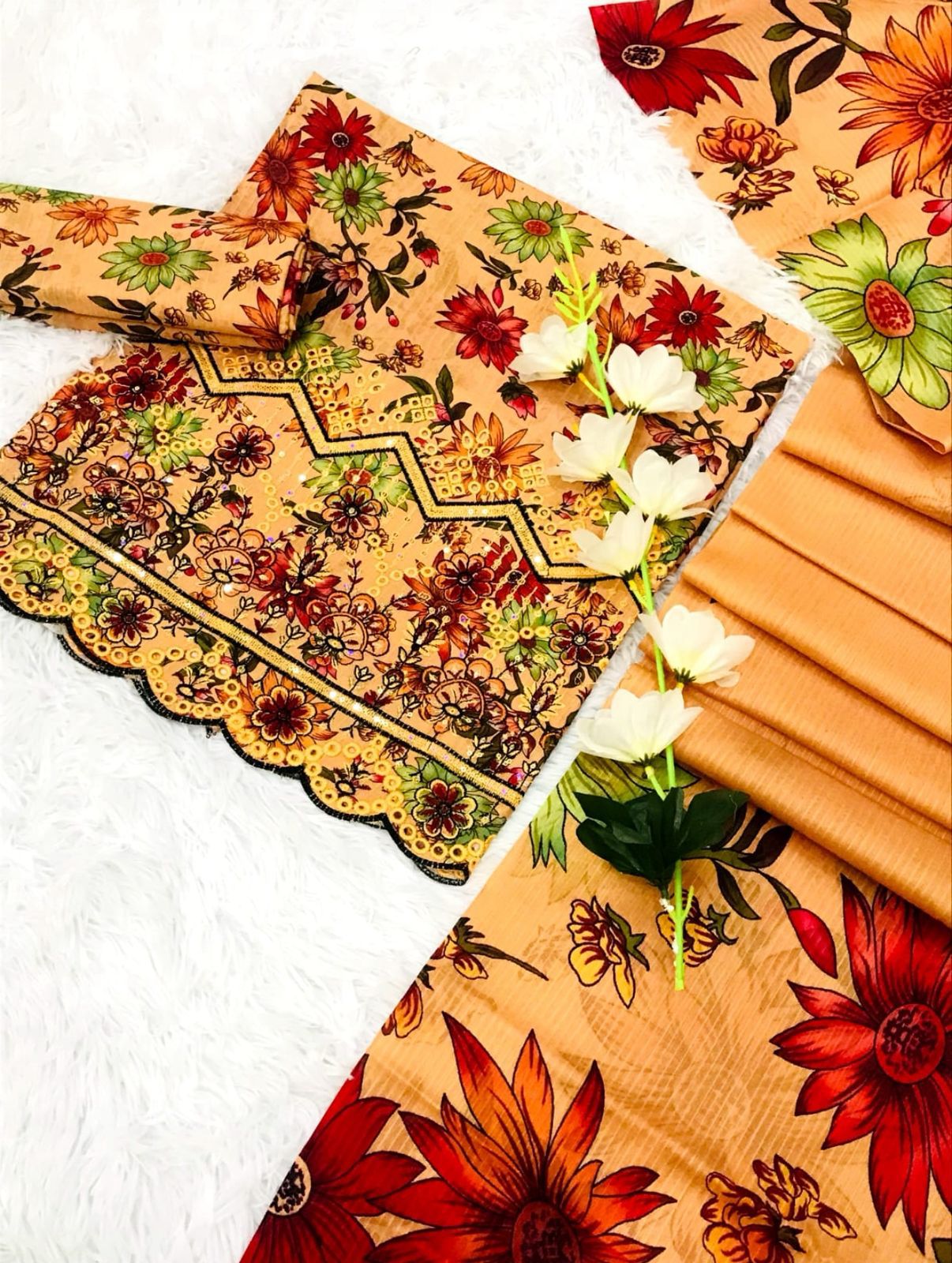 Chikankari with fancy daman 3pc lawn