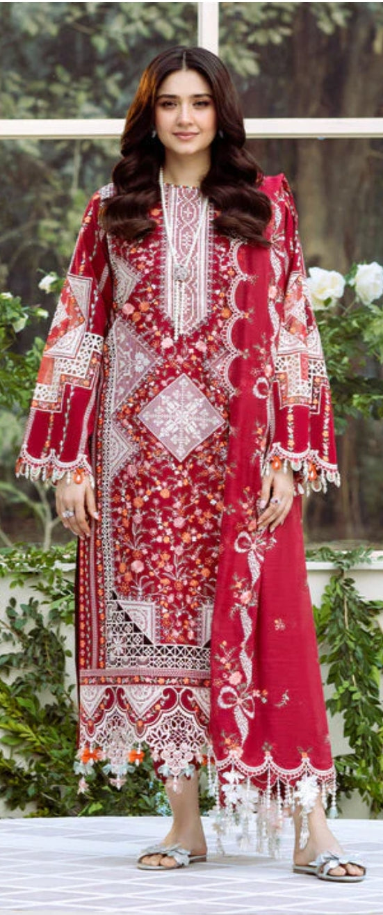 New Embroidery beautiful Artical Lawn 3pc