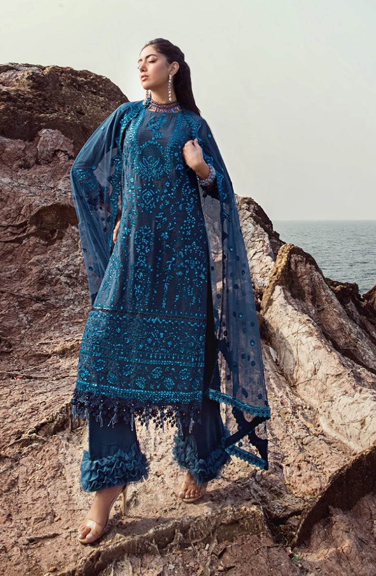 New Embroidery beautiful Artical Lawn 3pc