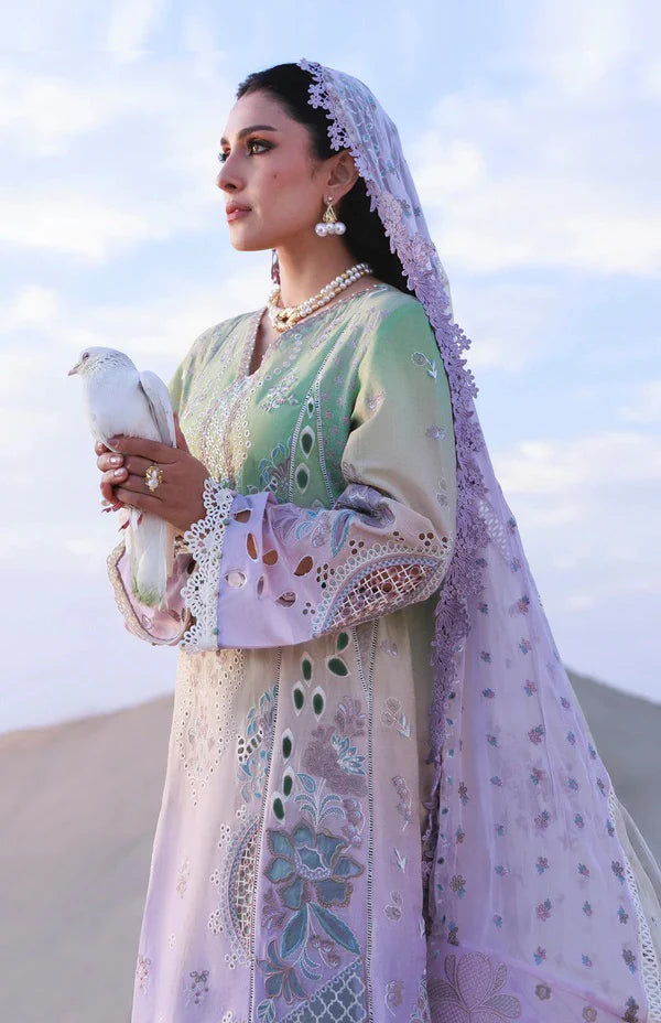 New Embroidery beautiful Artical Lawn 3pc